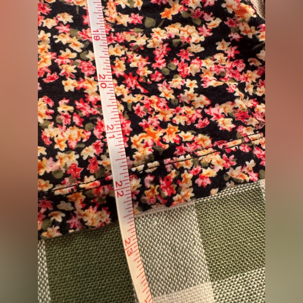 H&M Floral Long Sleeve Turtleneck - Picture 8 of 12